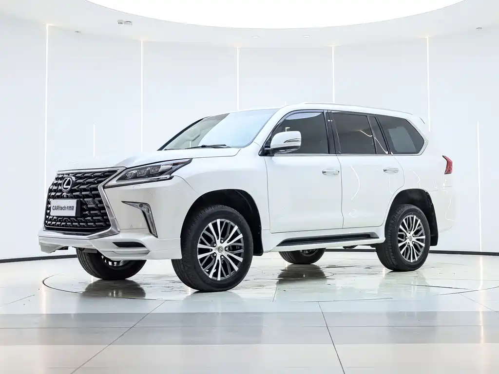 Lexus LX 2015