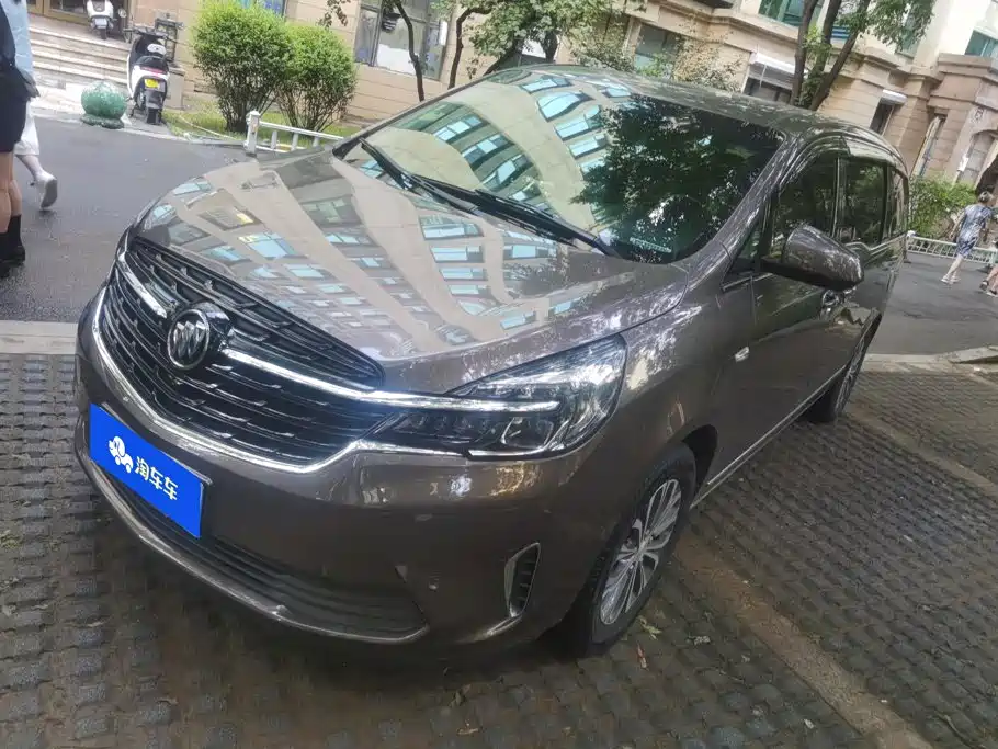 Buick GL8 2020